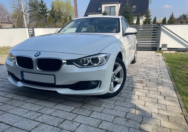 BMW Seria 3 cena 39999 przebieg: 123000, rok produkcji 2013 z Wrocław małe 121